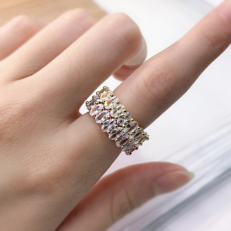 The Ivy Oval Band Ring